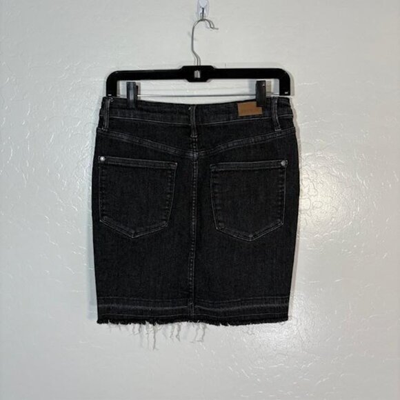 Judy Blue Denim Skirt Womens Small Black Wash Raw Frayed Hem Stretch JB2811 - Picture 4 of 7